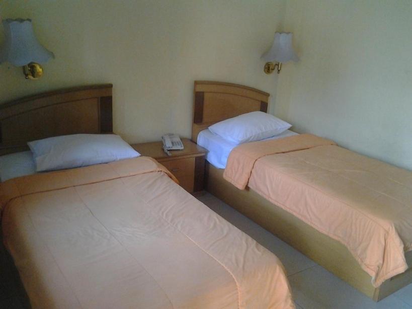 Sapadia Hotel And Cottage Parapat Quarto foto